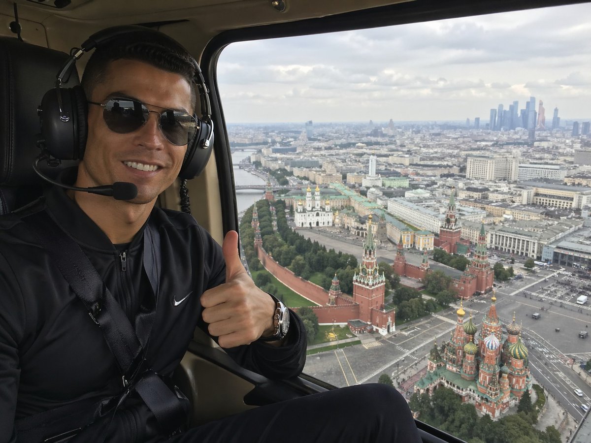 Helicopter Selfie Over Moscow - GPT Image 2 Prompt-Beispiel