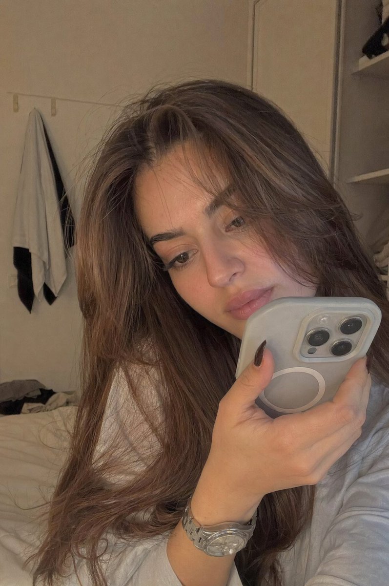 Realistic Bedroom Phone Recording Style - GPT Image 2 prompt example