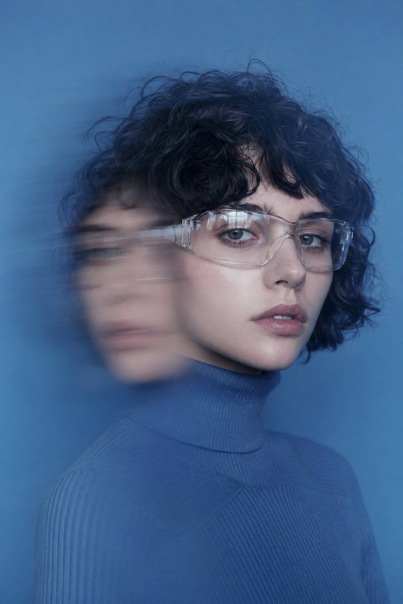 Double Exposure Motion Blur Portrait - GPT Image 2 prompt example